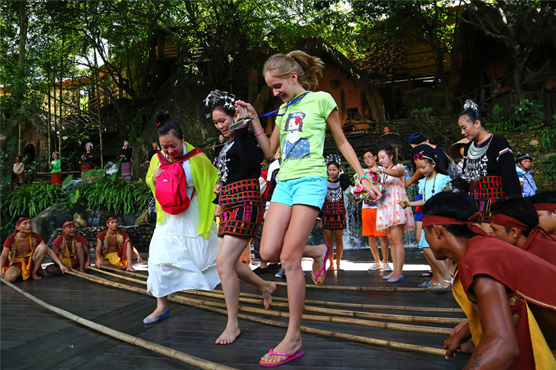 7、歡樂打柴舞